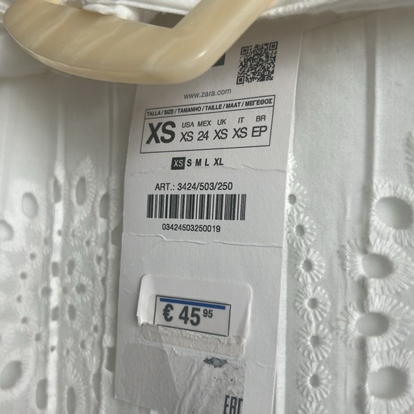 Zara EMBROIDERED EYELET MIDI SKIRT, size XS, NWT - Picture 3 of 4